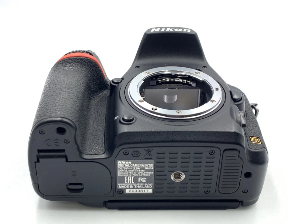 Nikon D750 - Thumbnail 3