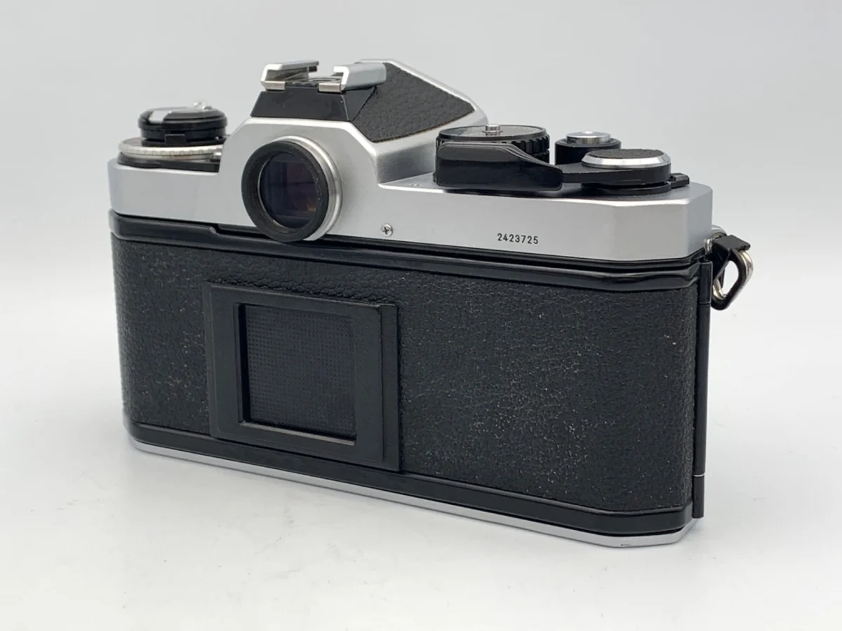 Nikon FE2 - Thumbnail 2