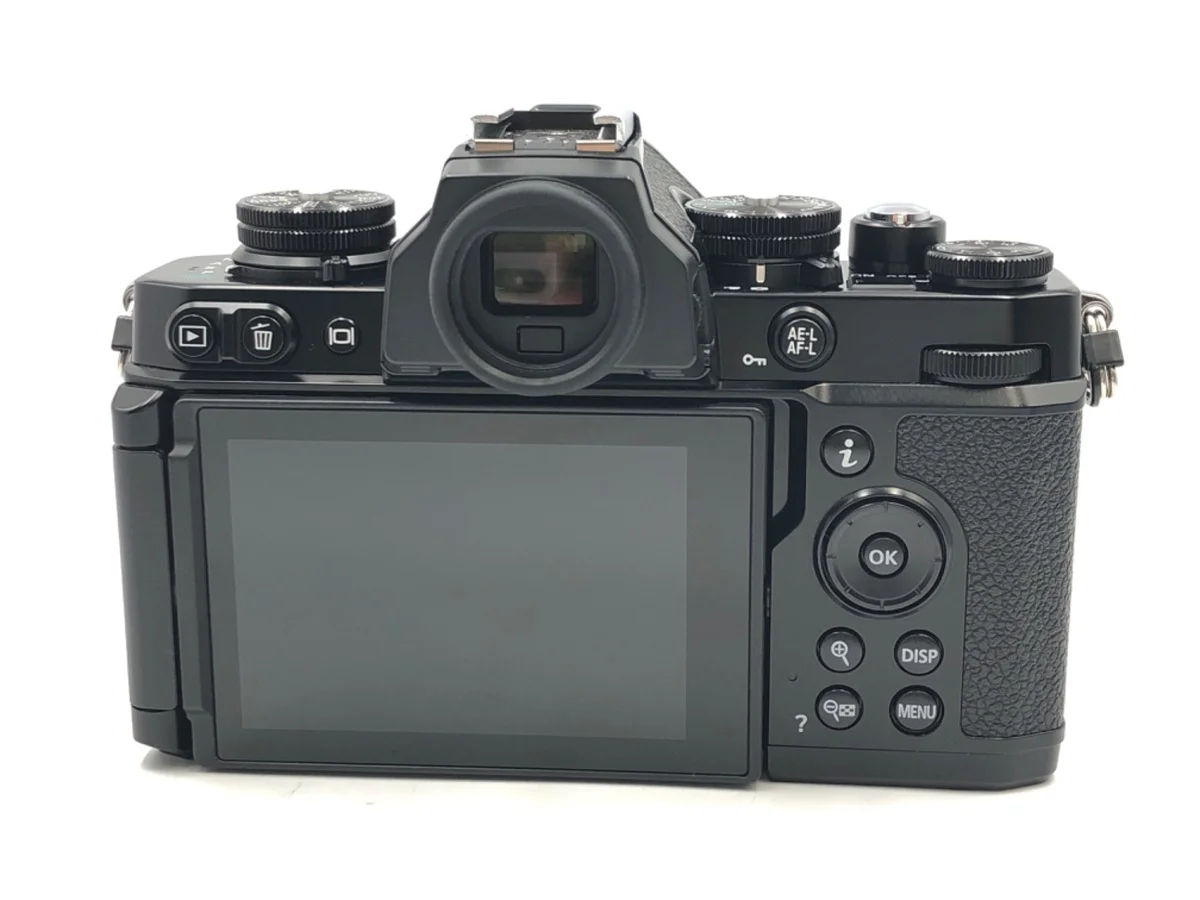 Nikon Zfc - Thumbnail 2