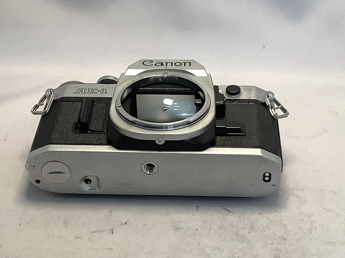 Canon AE-1 - 縮圖 3