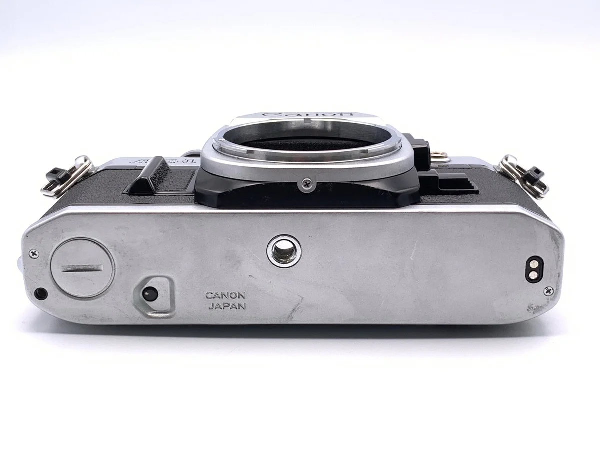 Canon AE-1 - Thumbnail 3