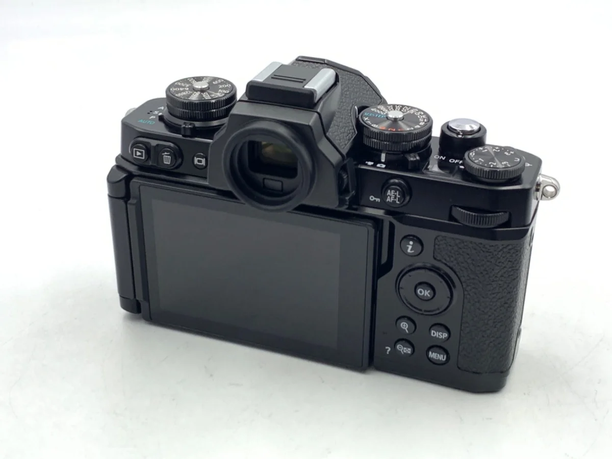 Nikon Zfc - Thumbnail 2
