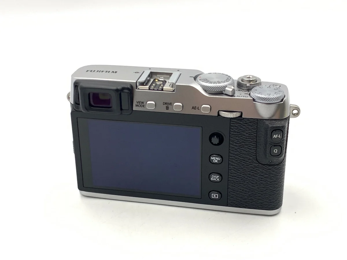 Fujifilm X-E3 - Thumbnail 2