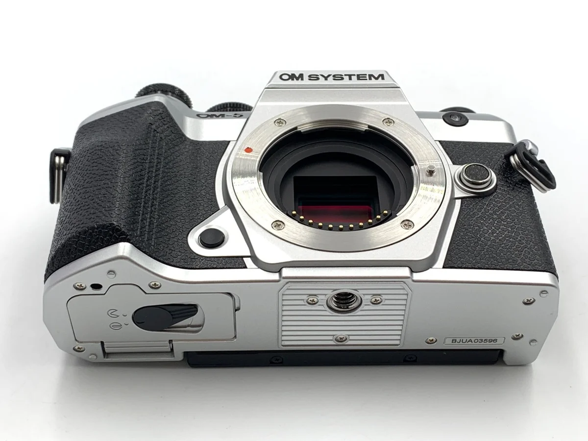 Olympus OM SYSTEM OM-5 Mark II - Thumbnail 3