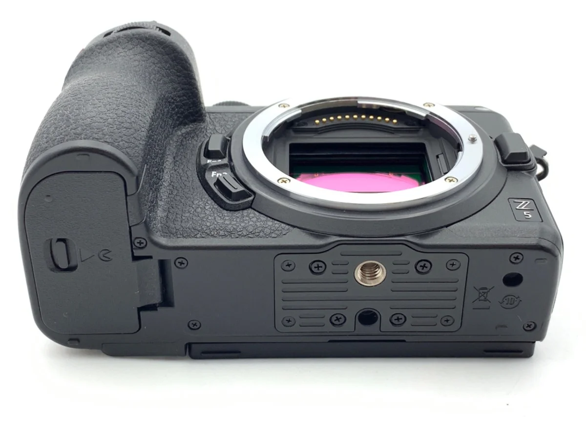 Nikon Z5 - Thumbnail 3