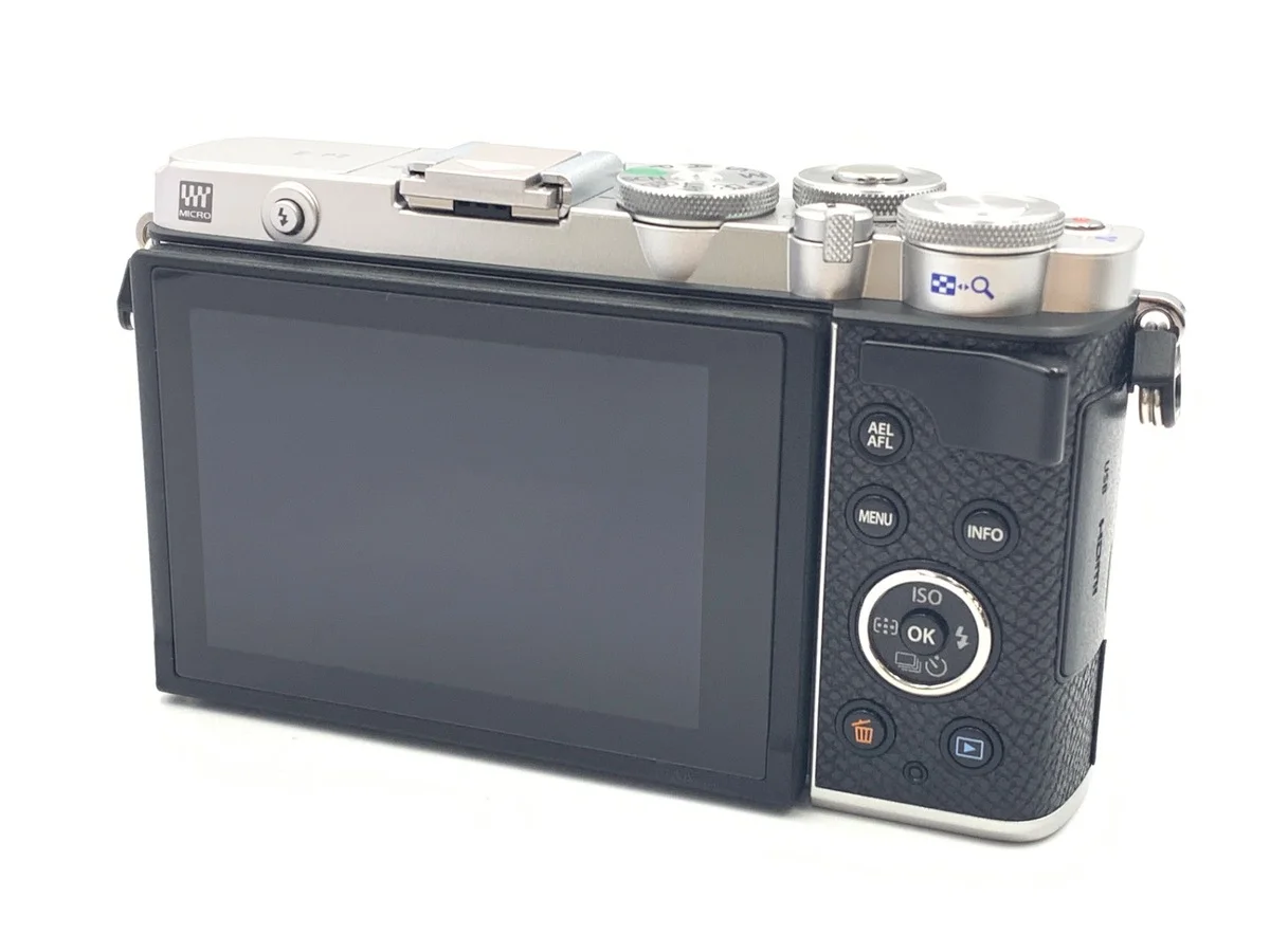 Olympus PEN E-P7 - Thumbnail 2