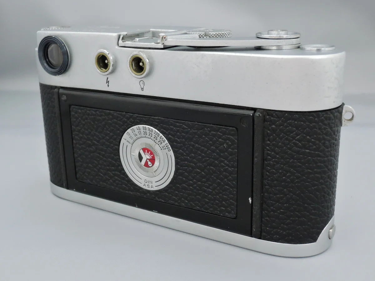 Leica M3 - Thumbnail 2