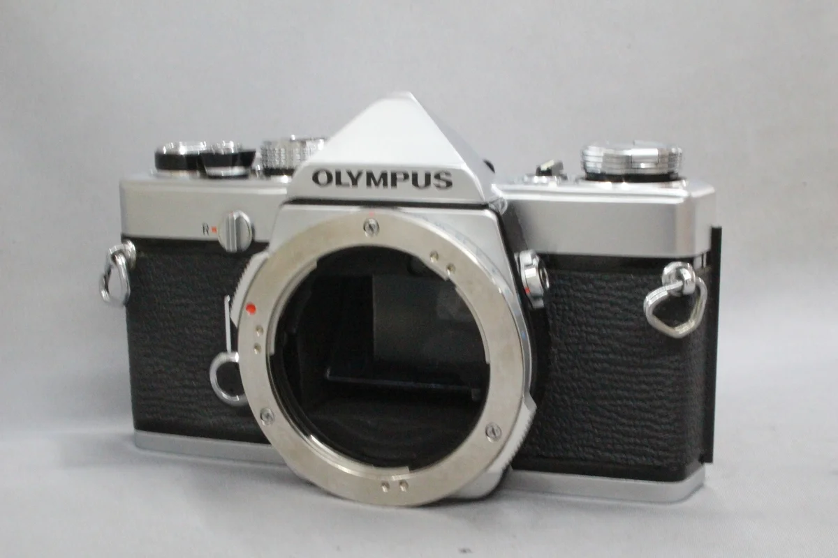 Olympus OM-1