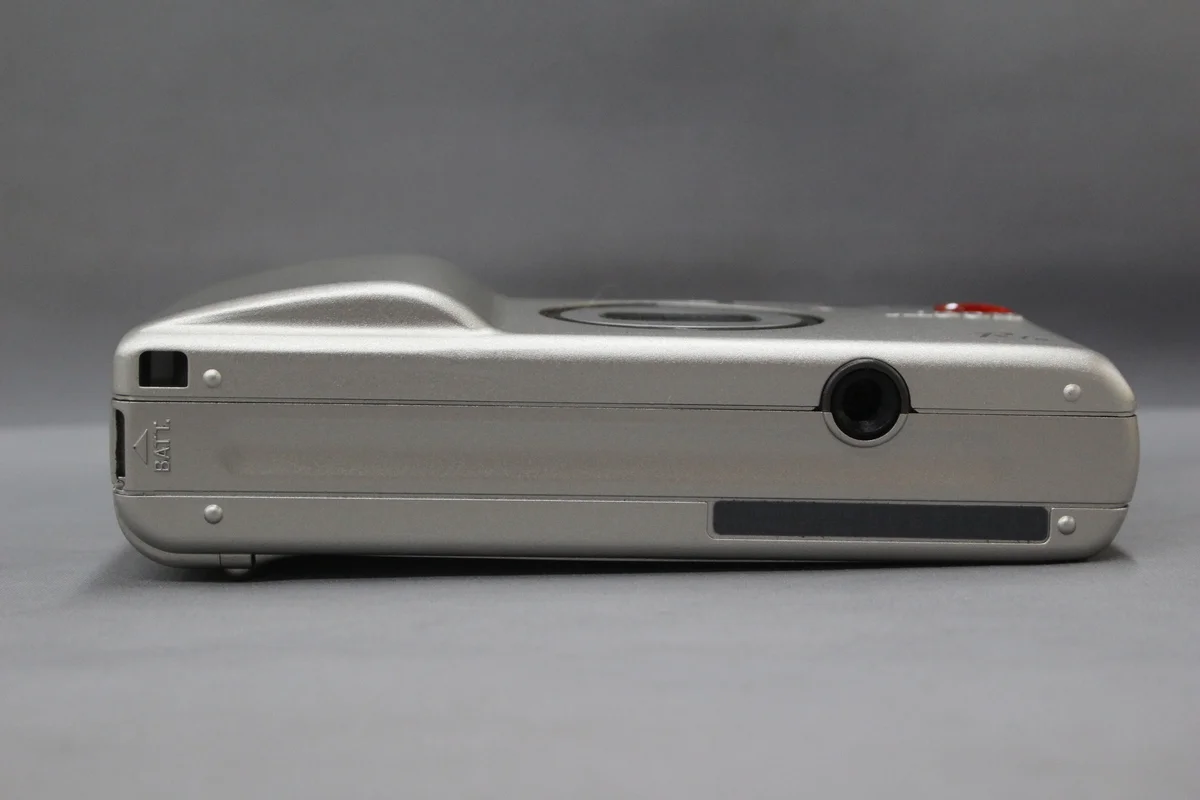 Ricoh R1s (30mm F3.5/24mm F8) - 縮圖 3