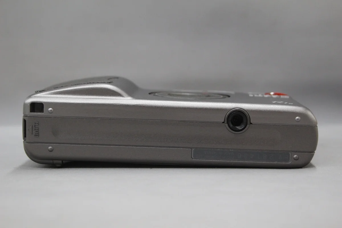 Ricoh R1s (30mm F3.5/24mm F8) - 縮圖 3