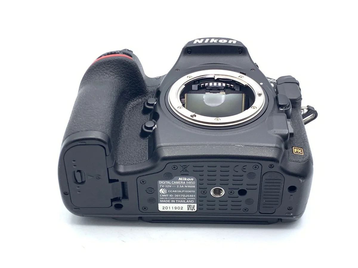 Nikon D850 - Thumbnail 3