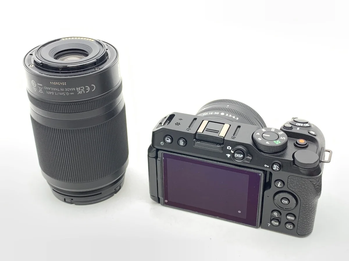 Nikon Z30 - Thumbnail 2