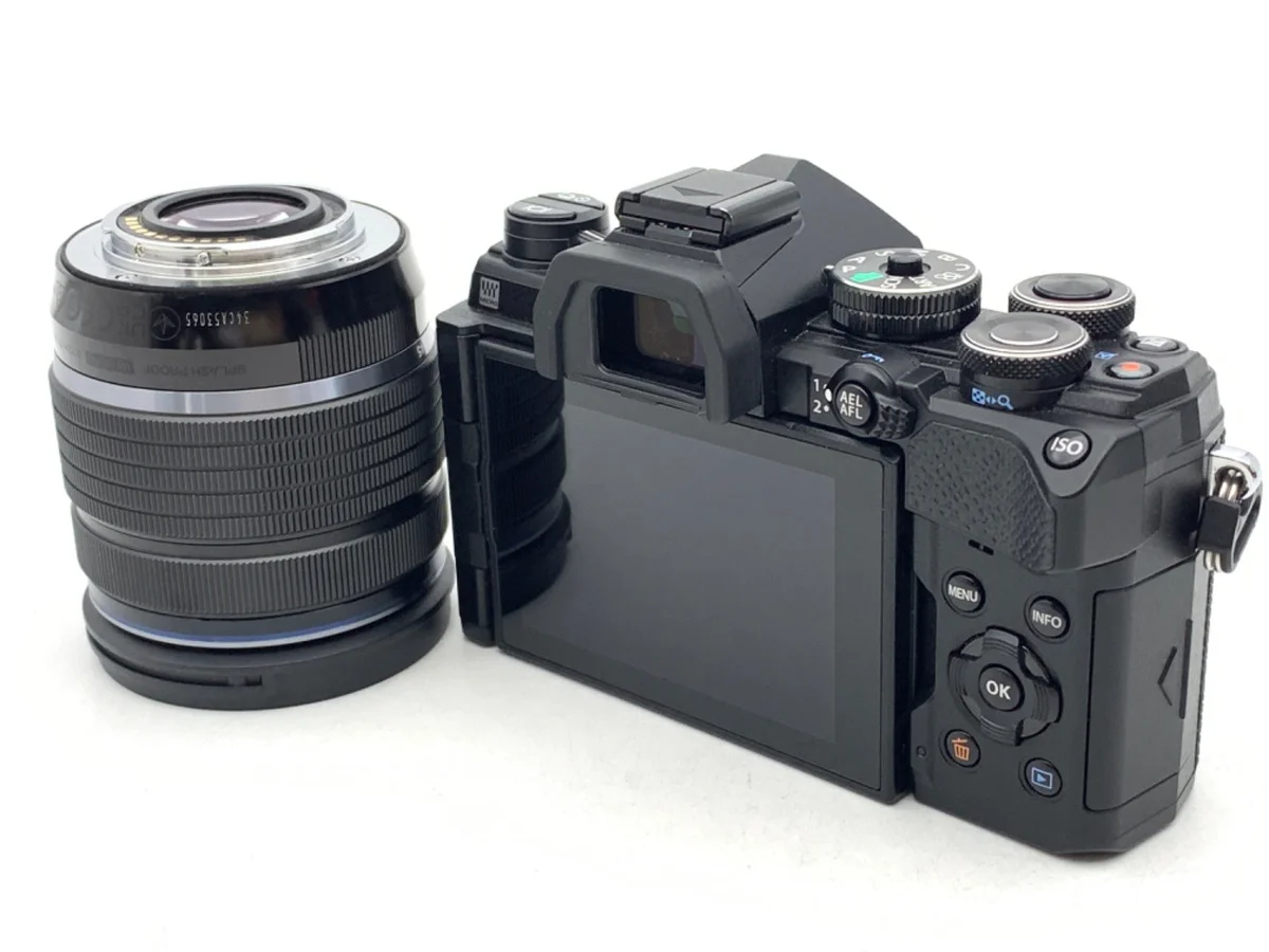 Olympus OM SYSTEM OM-5 12-45mm PRO - Thumbnail 2