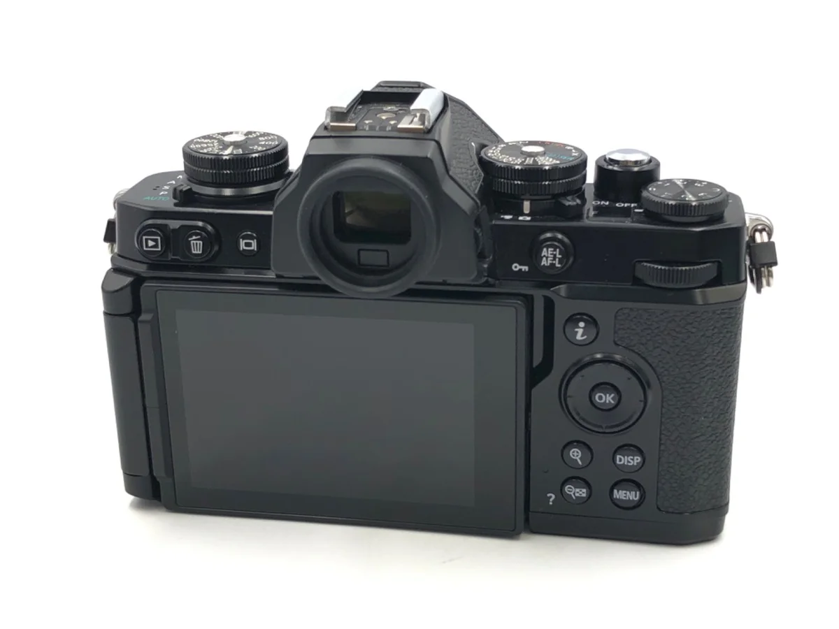 Nikon Zfc - Thumbnail 2