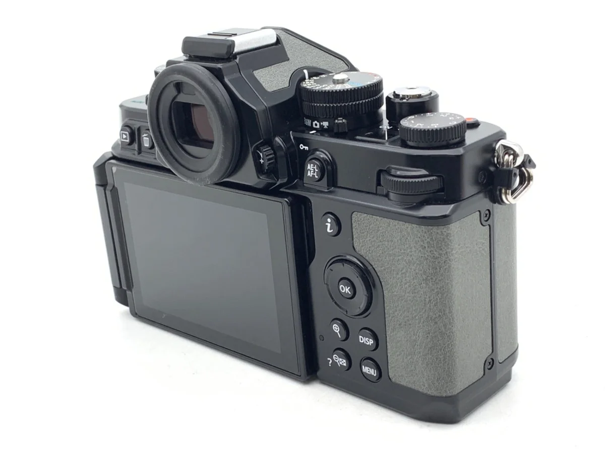 Nikon Zf - Thumbnail 2