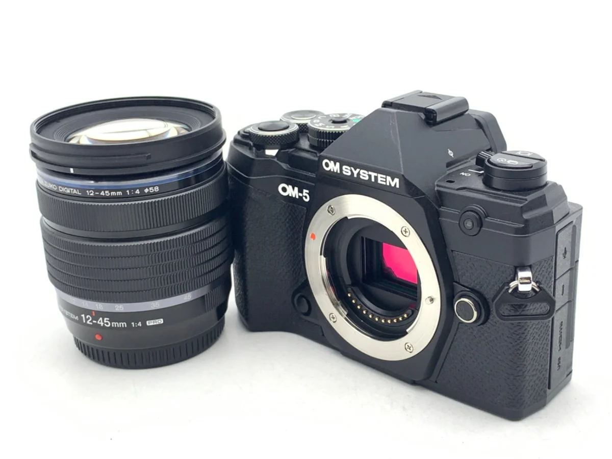 Olympus OM SYSTEM OM-5 12-45mm PRO