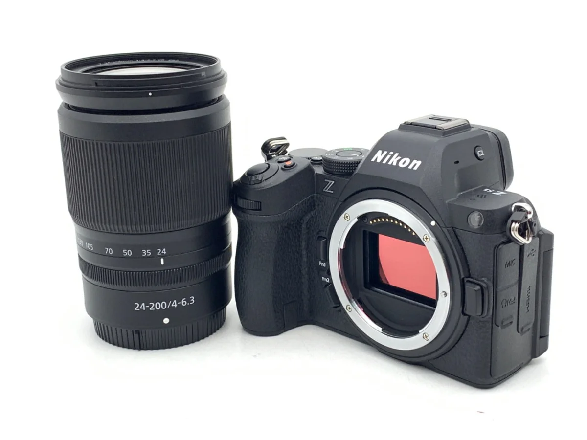 Nikon Z5II 24-200