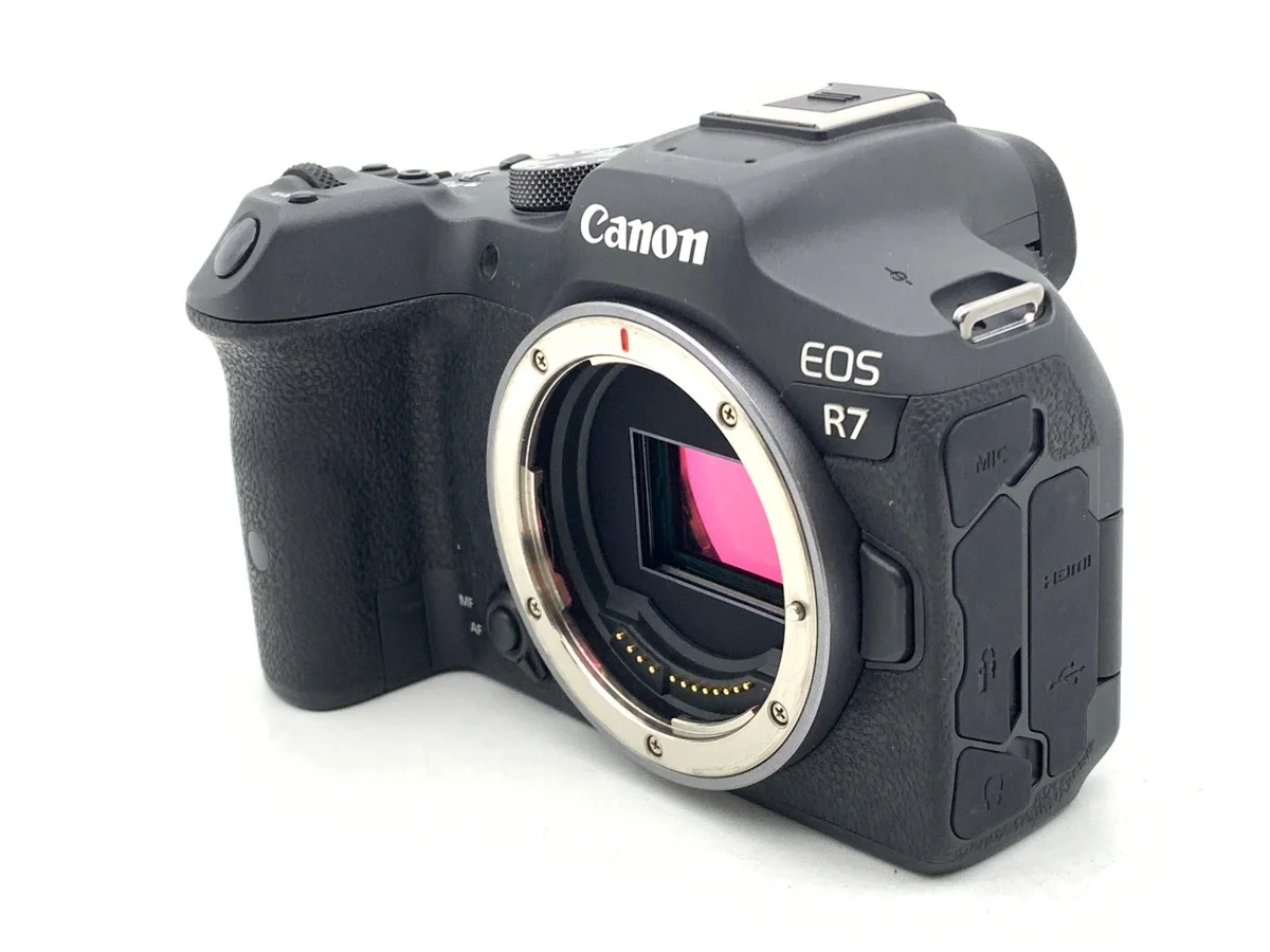 Canon EOS R7