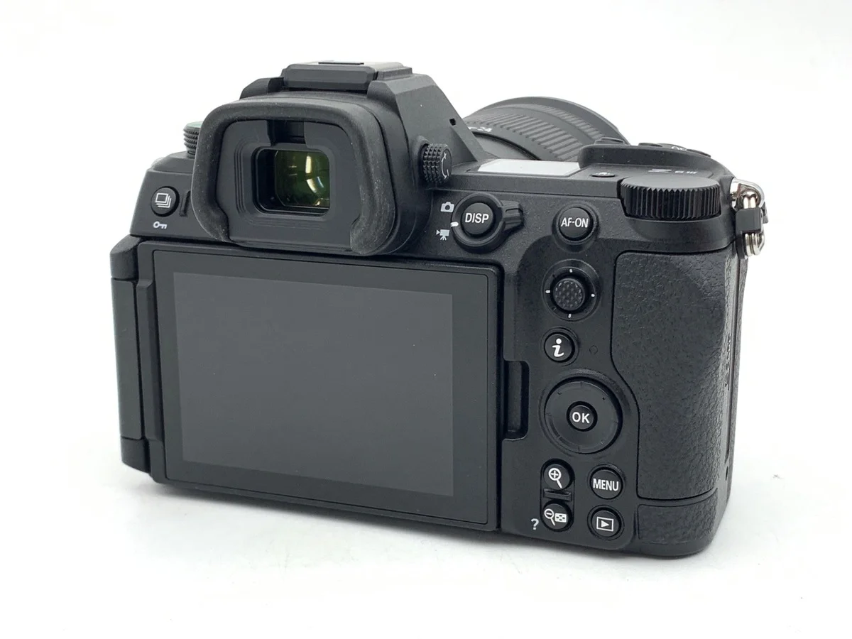 Nikon Z6III 24-120 - Thumbnail 2