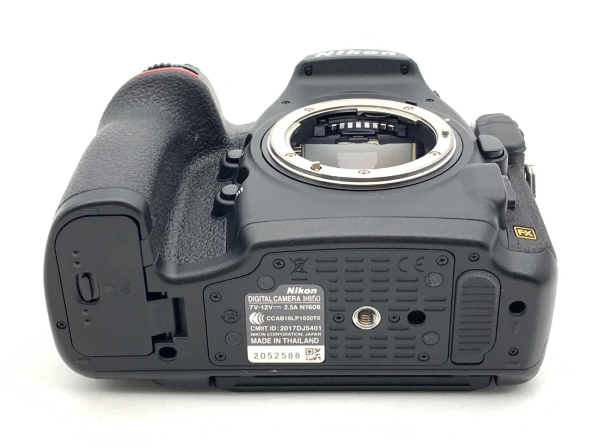 Nikon D850 - Thumbnail 3