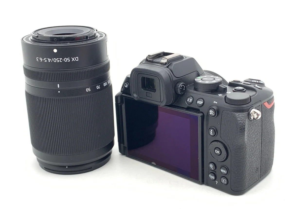 Nikon Z50II - Thumbnail 2