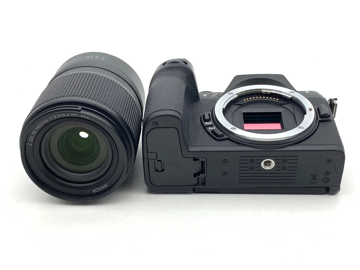 Nikon Z50II 18-140 VR - Thumbnail 3