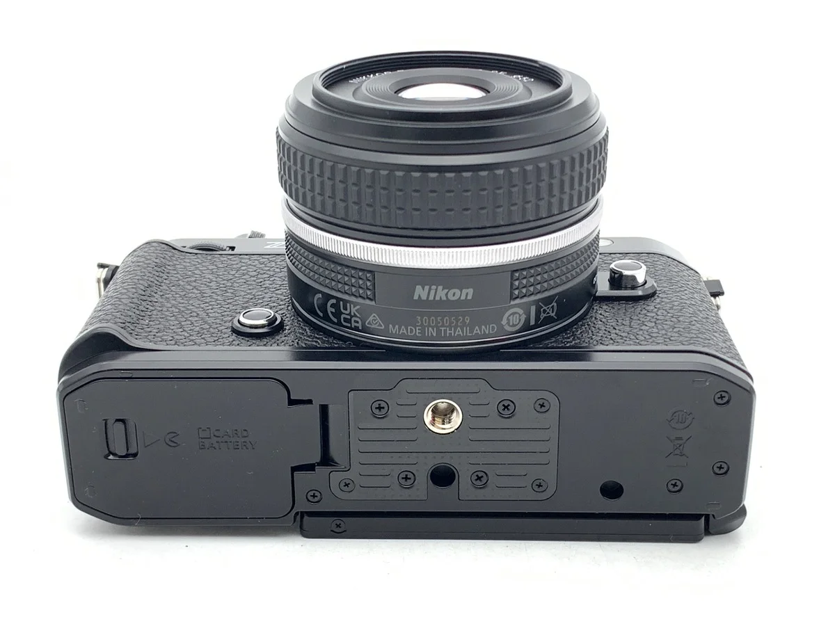 Nikon Zf 40mm f/2 SE - Thumbnail 3