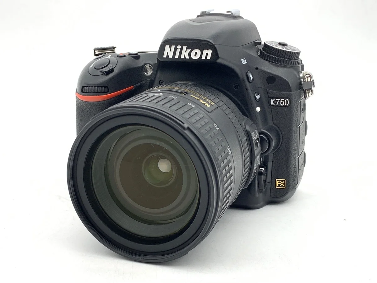 Nikon D750 24-85VR