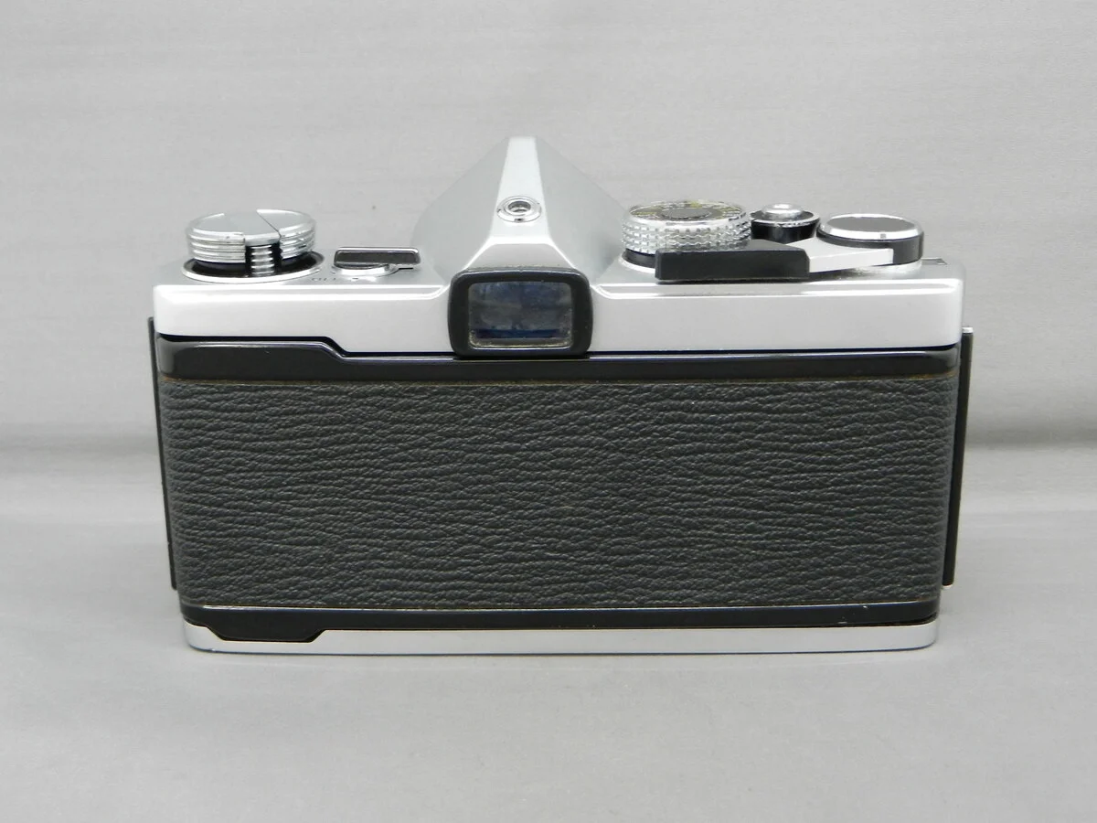 Olympus OM-1 - 縮圖 2