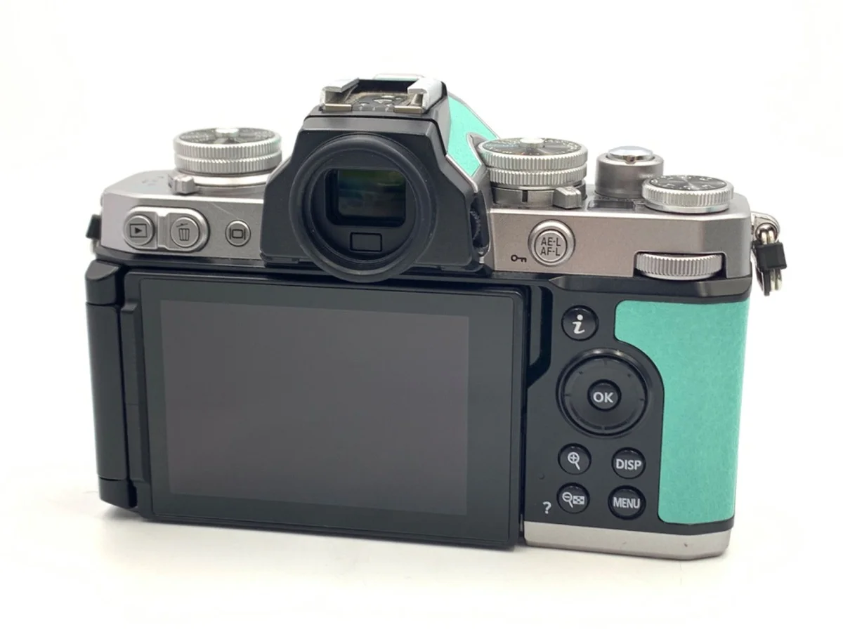 Nikon Zfc - Thumbnail 2