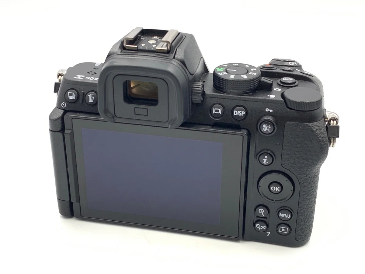 Nikon Z50II - Thumbnail 2