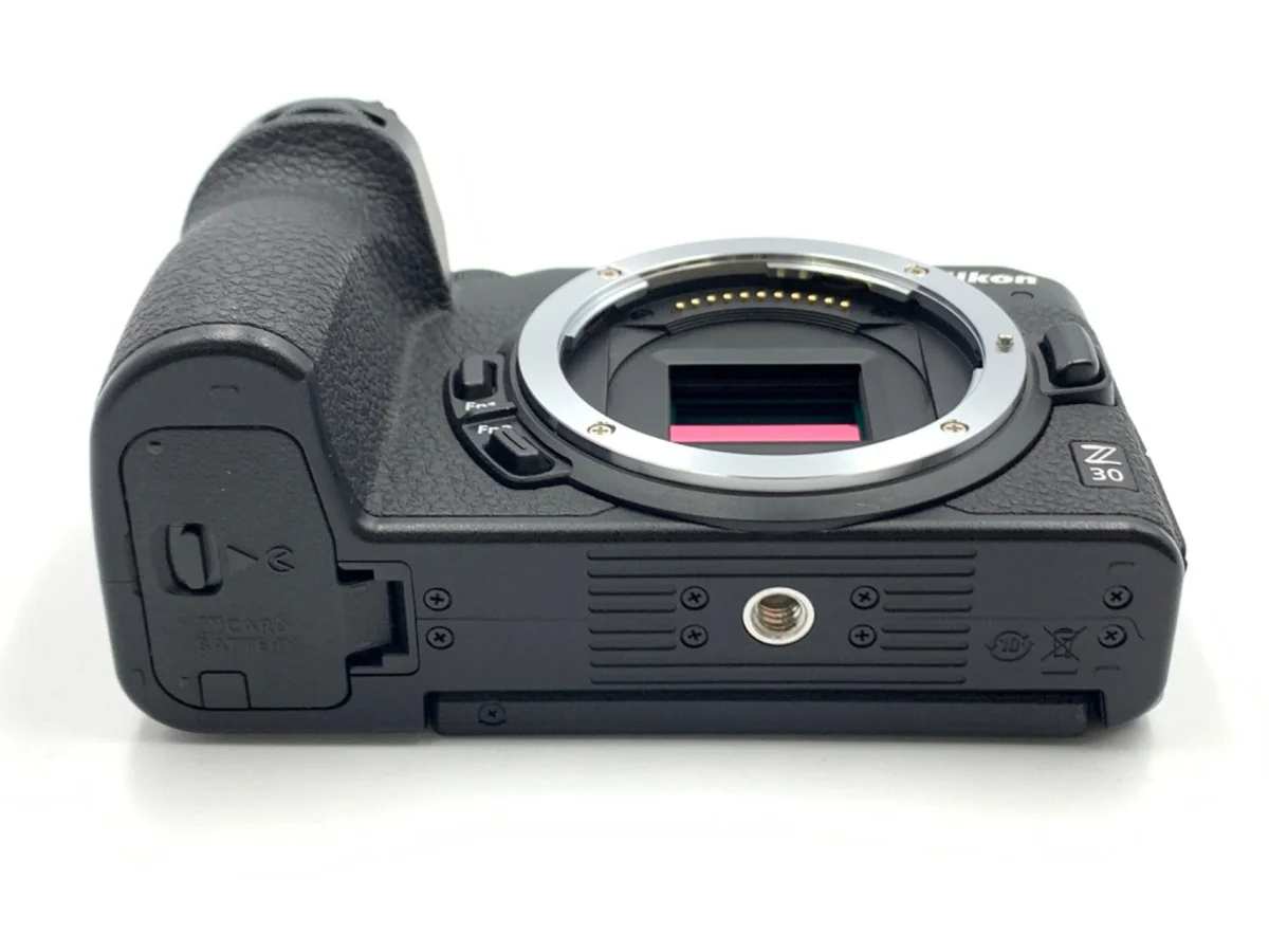 Nikon Z30 - Thumbnail 3