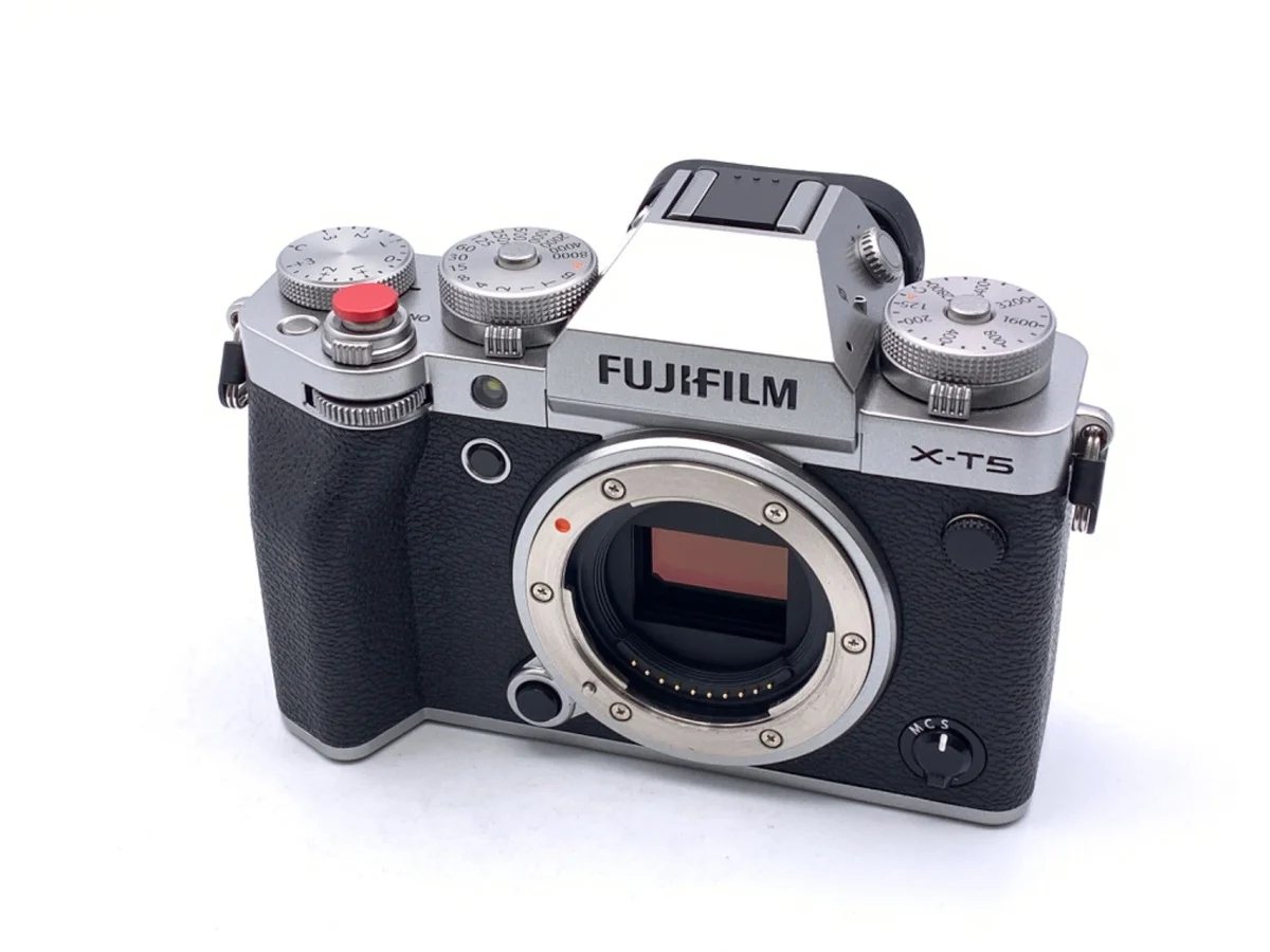 Fujifilm X-T5