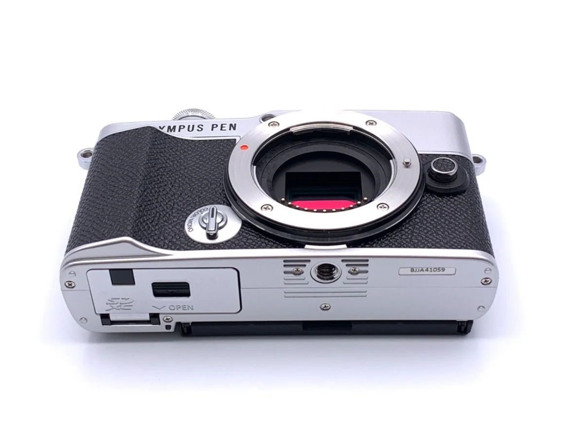 Olympus PEN E-P7 - Thumbnail 3