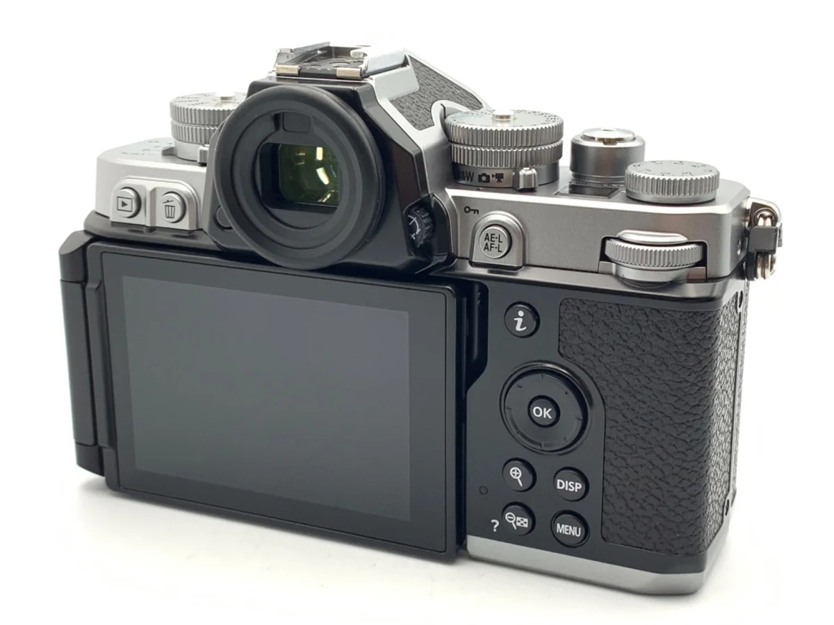 Nikon Zf - Thumbnail 2