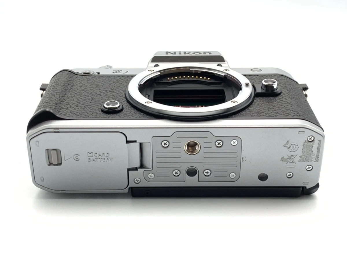 Nikon Zf - Thumbnail 3