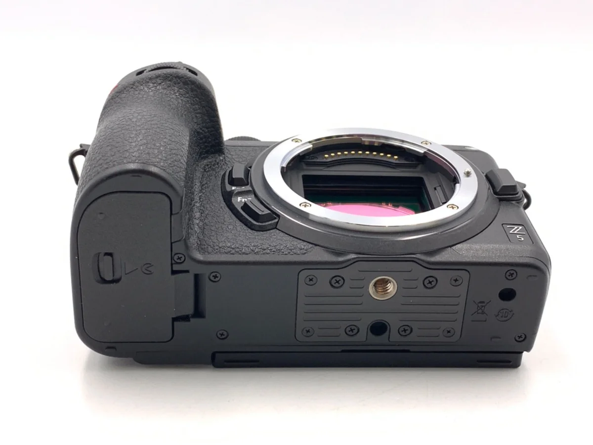 Nikon Z5 - Thumbnail 3