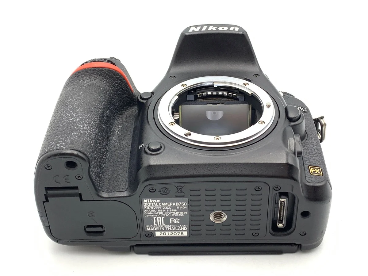 Nikon D750 - Thumbnail 3