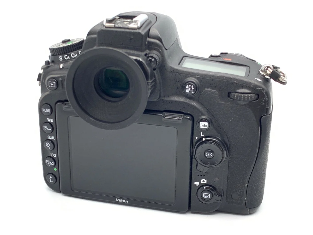 Nikon D750 - Thumbnail 2