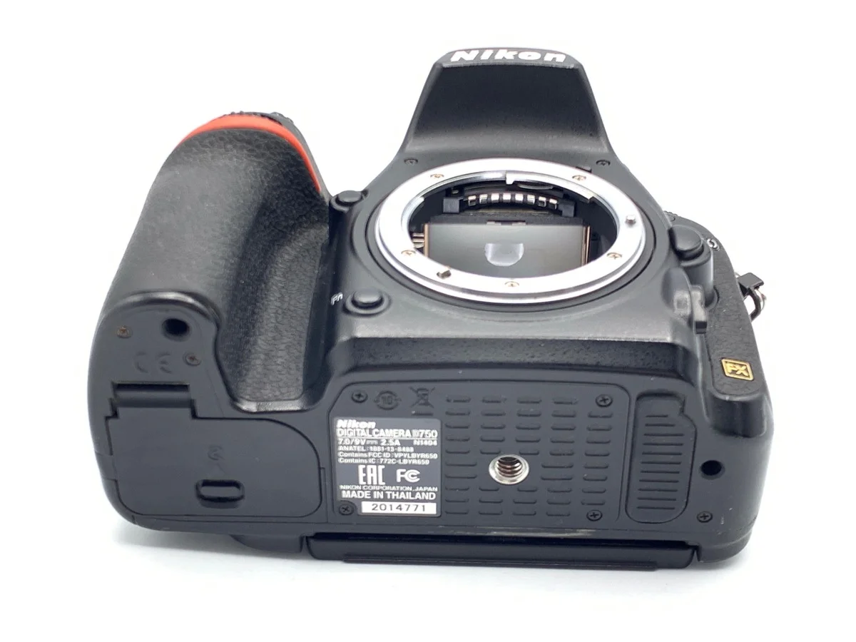 Nikon D750 - Thumbnail 3