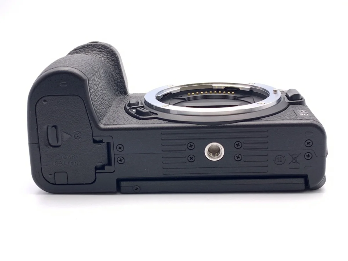 Nikon Z30 - Thumbnail 3