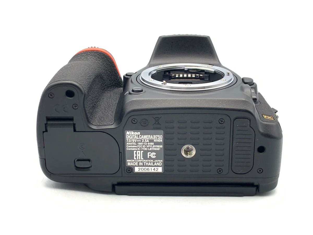 Nikon D750 - Thumbnail 3