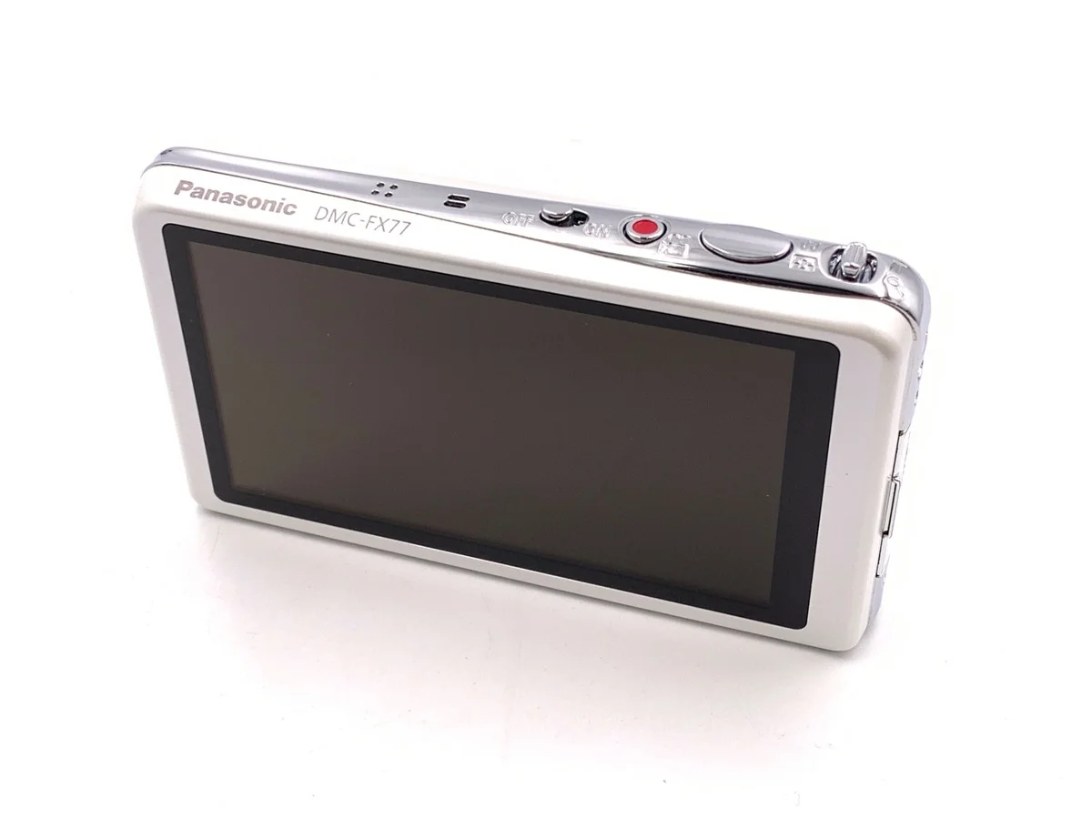 Panasonic LUMIX DMC-FX77 - Thumbnail 2