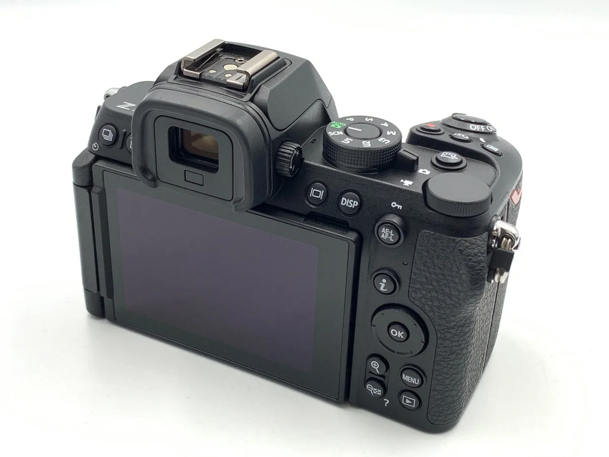 Nikon Z50II - Thumbnail 2