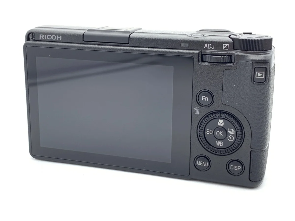 Ricoh GR III - Thumbnail 2