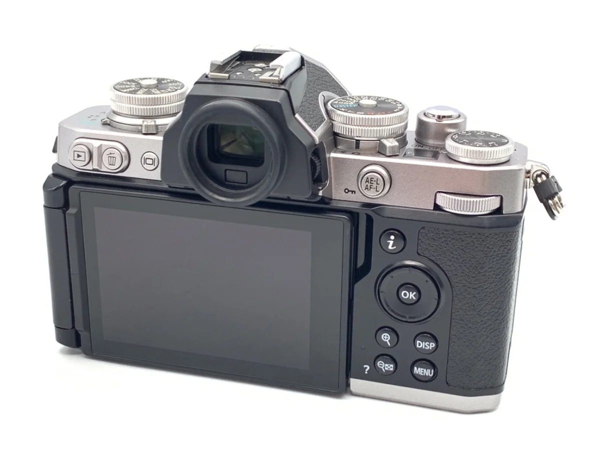 Nikon Zfc - Thumbnail 2