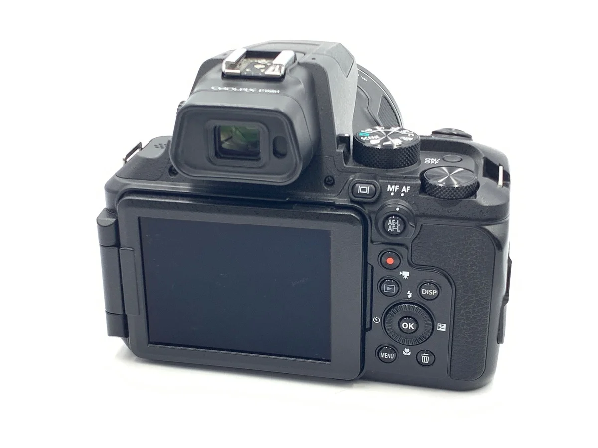 Nikon COOLPIX P950 - Thumbnail 2