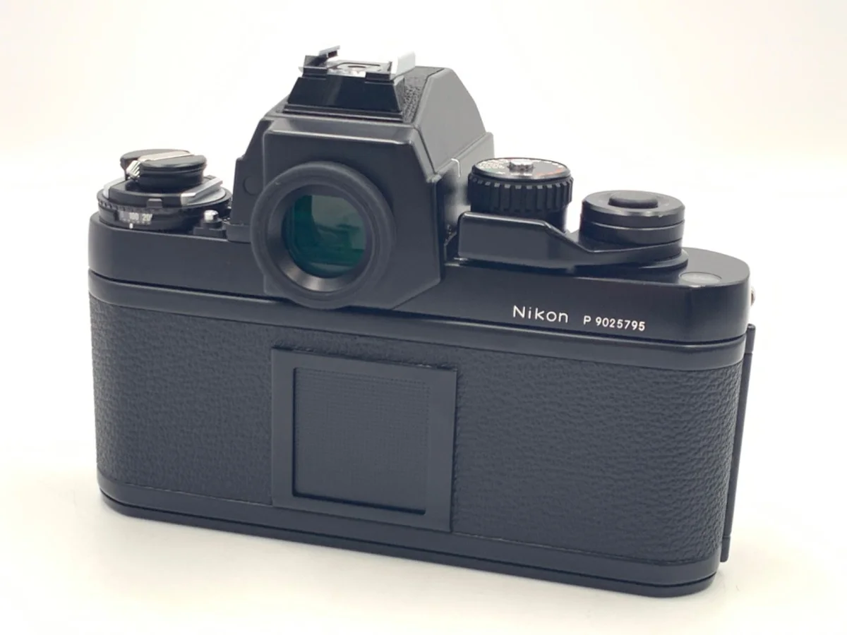 Nikon F3 P ( ) - Thumbnail 2