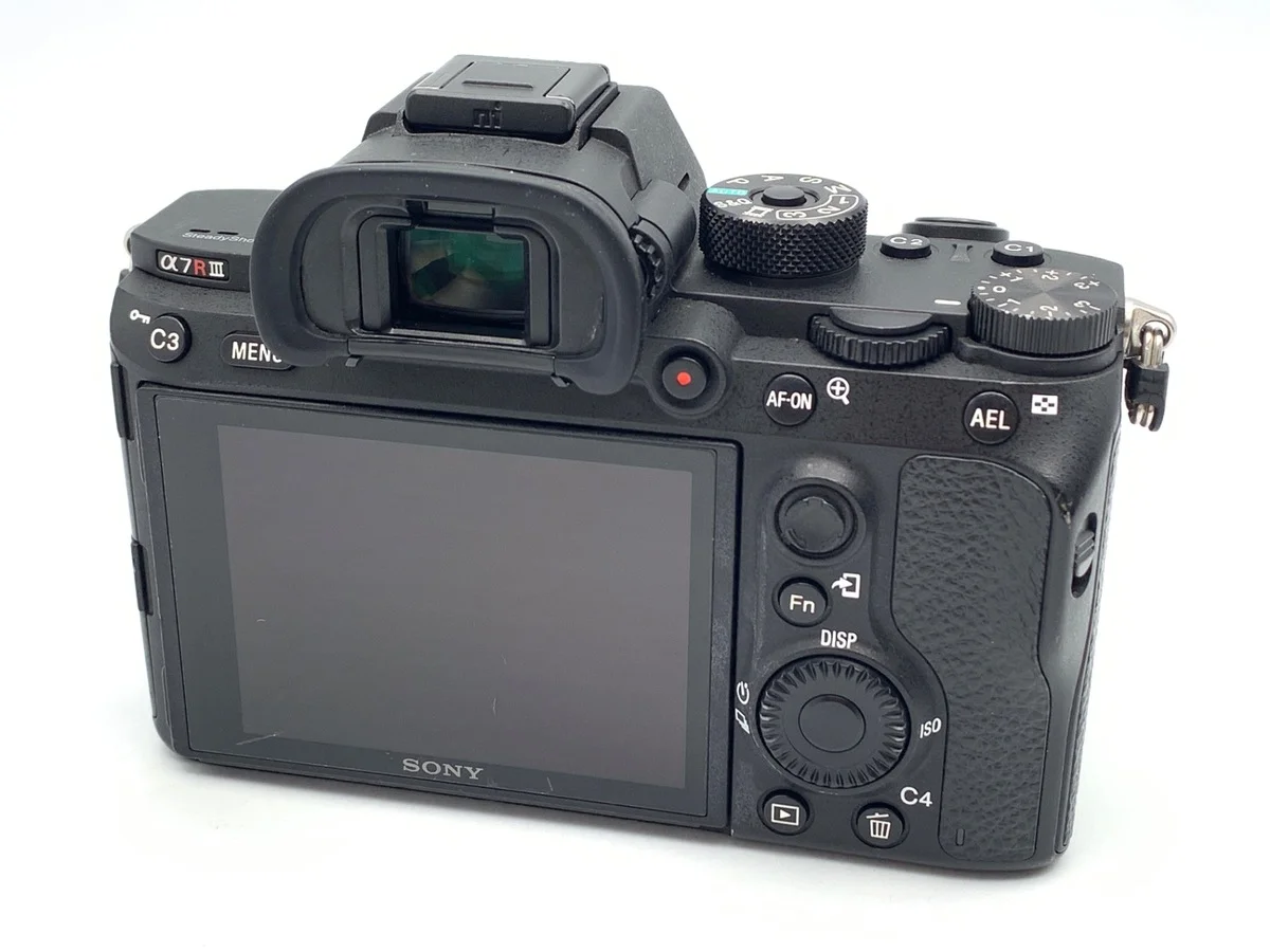 Sony α7R III [ILCE-7RM3 - Thumbnail 2