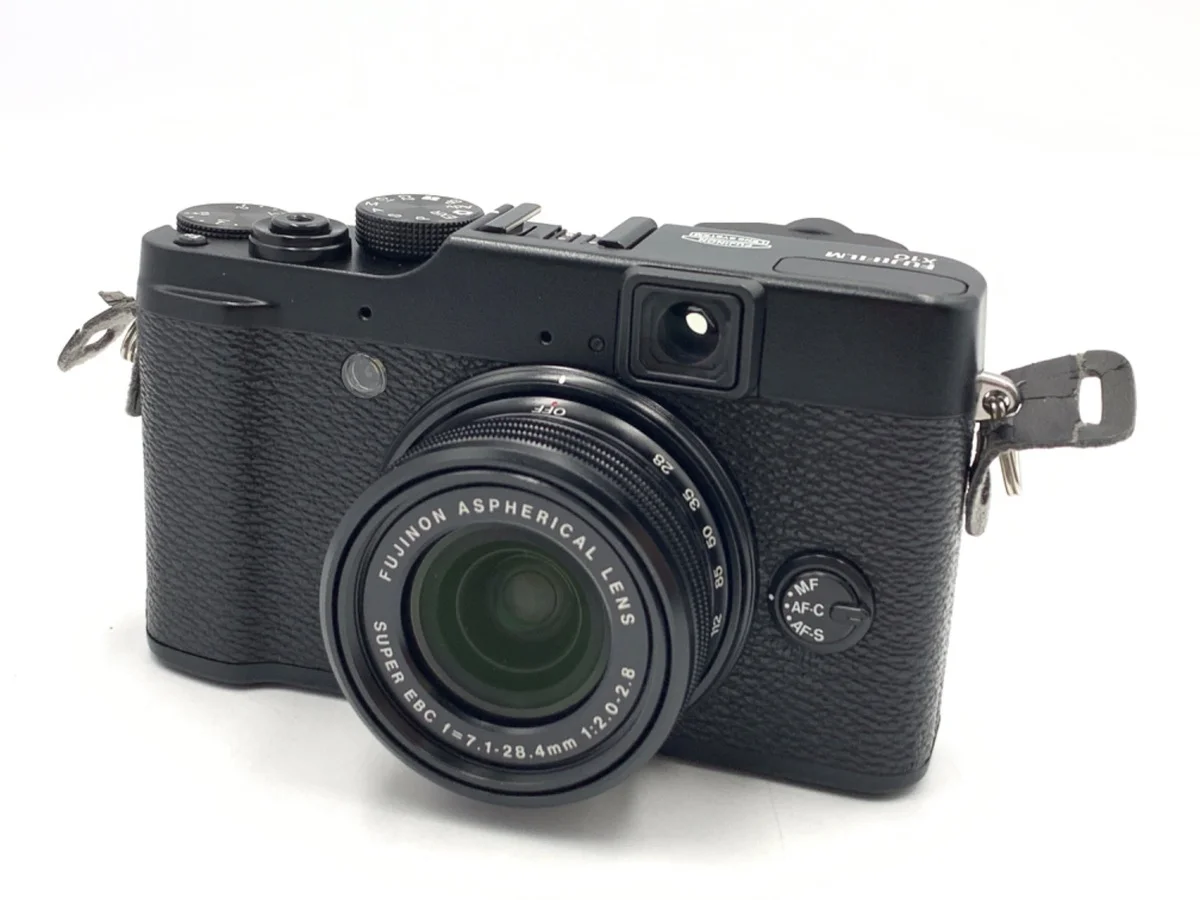 Fujifilm X10